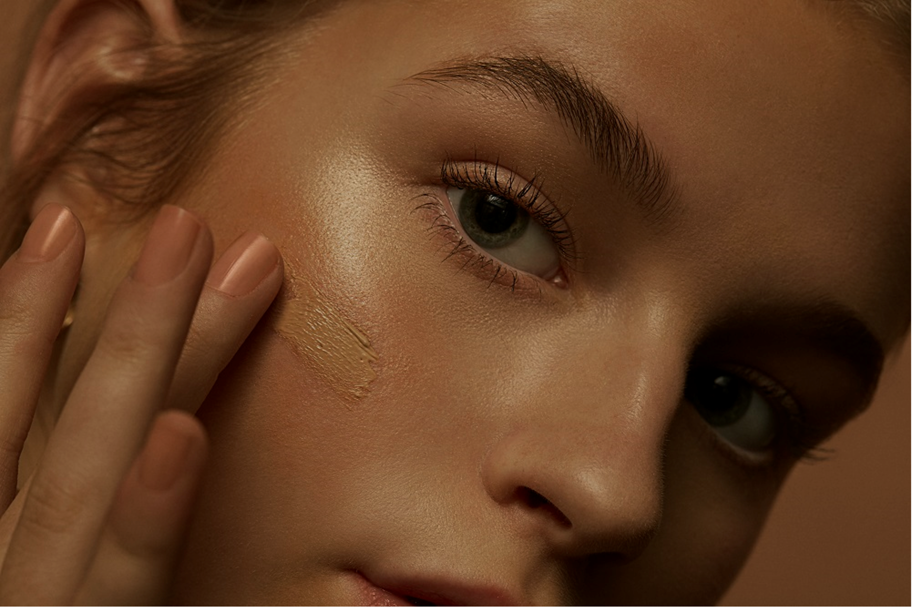 Cross-channel global creator-led campaigns for IT Cosmetics.